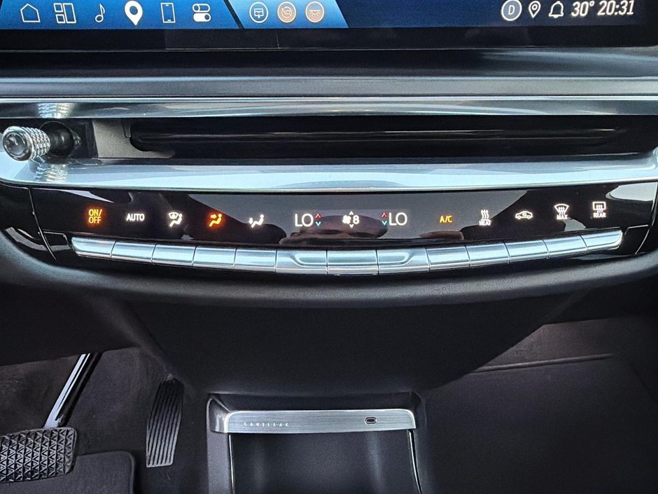 2024 Cadillac LYRIQ TECH AWD-13