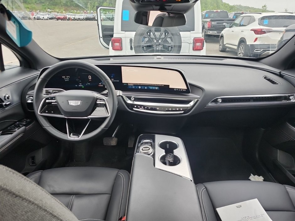 2024 Cadillac LYRIQ TECH AWD-5