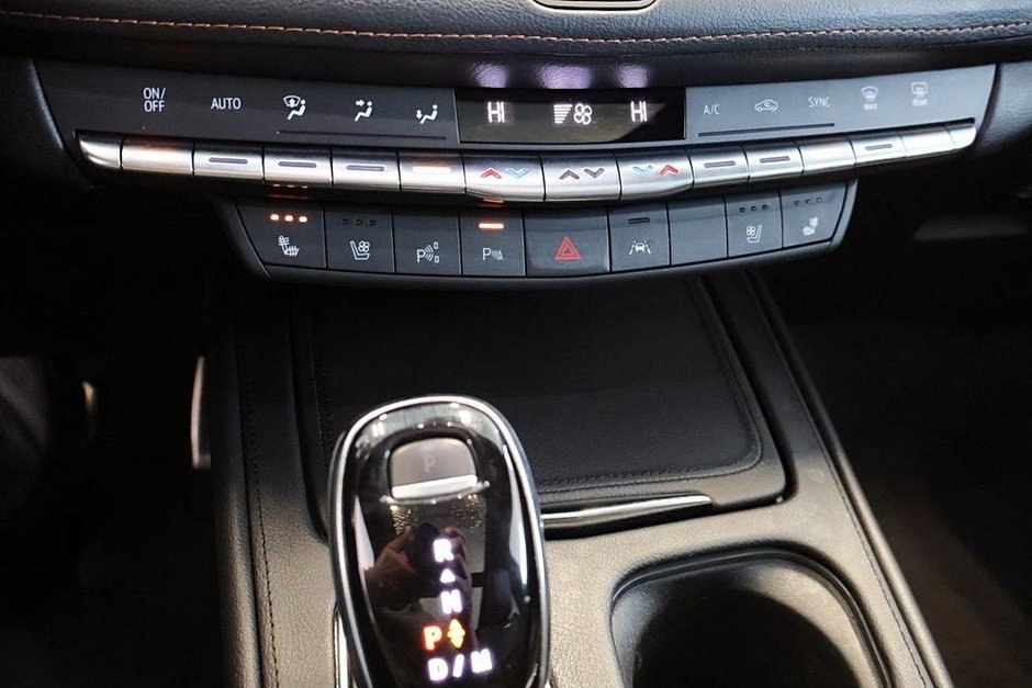 2022 Cadillac XT4 AWD Sport Toit-Panoramique-16