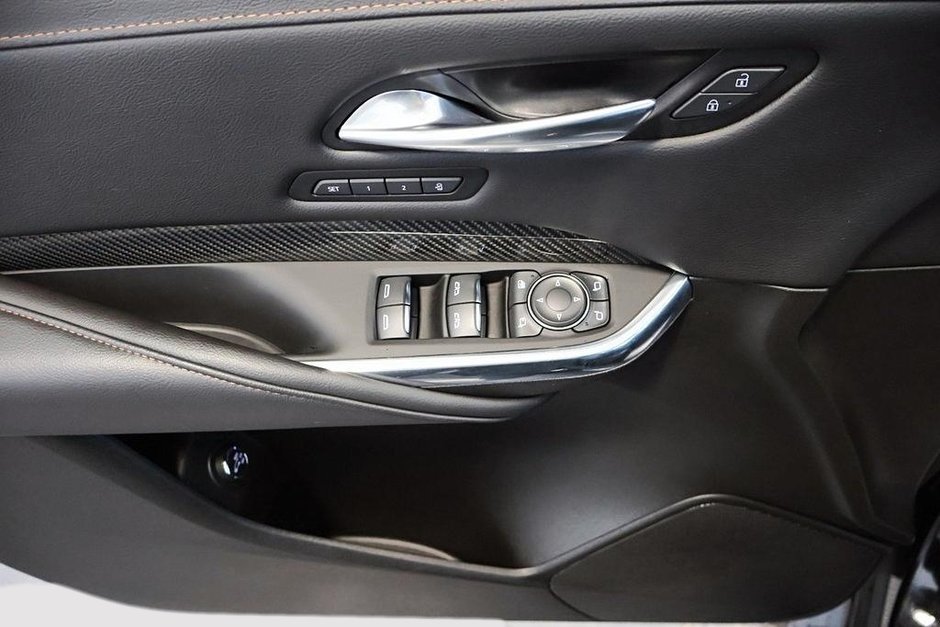 2022 Cadillac XT4 AWD Sport Toit-Panoramique-18