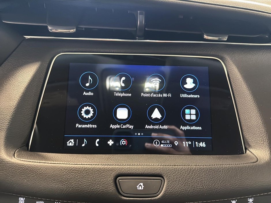 Cadillac XT4 AWD Luxury 2023-17