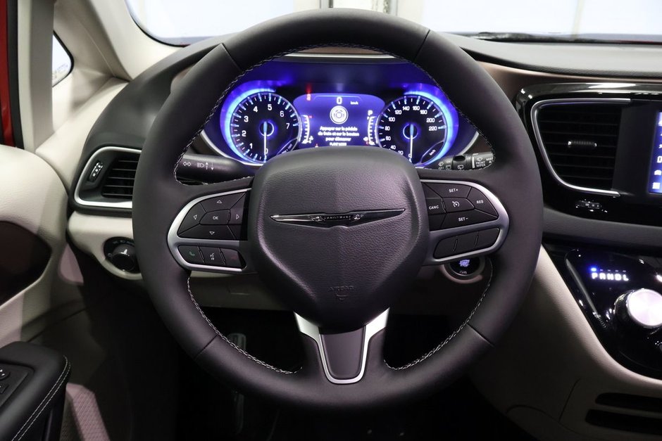 2024 Chrysler Grand Caravan SXT-9