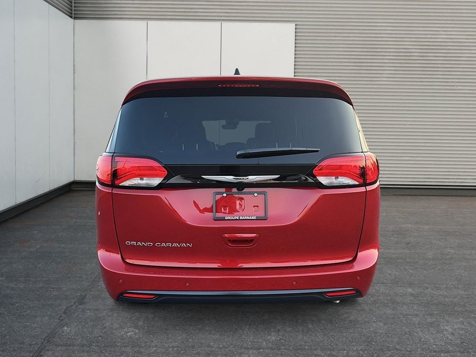 Chrysler Grand Caravan SXT 2024-4