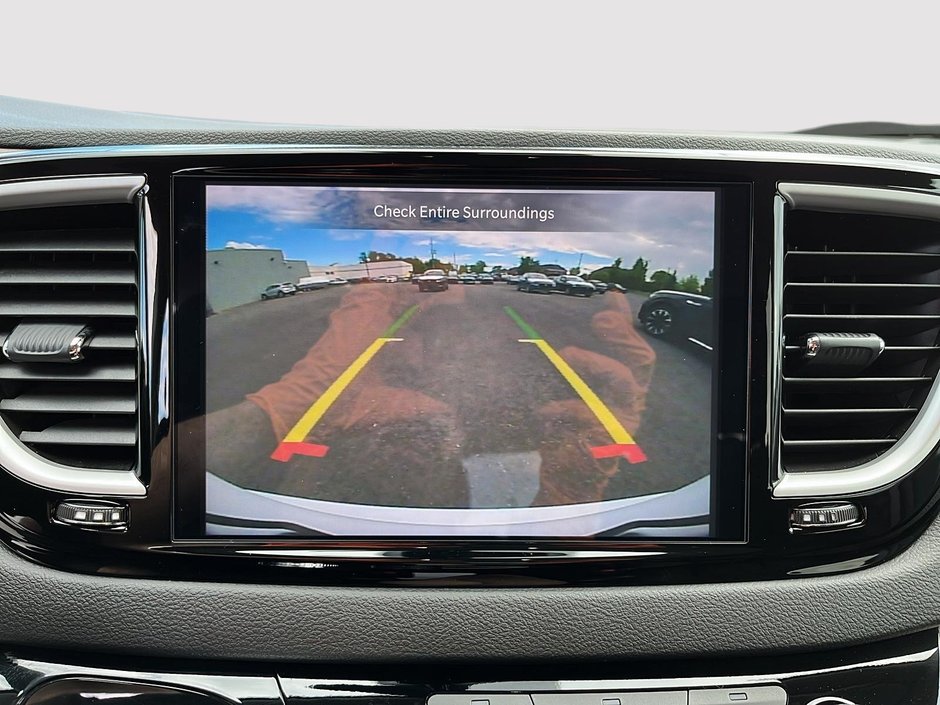 Chrysler Grand Caravan SXT 2024-15