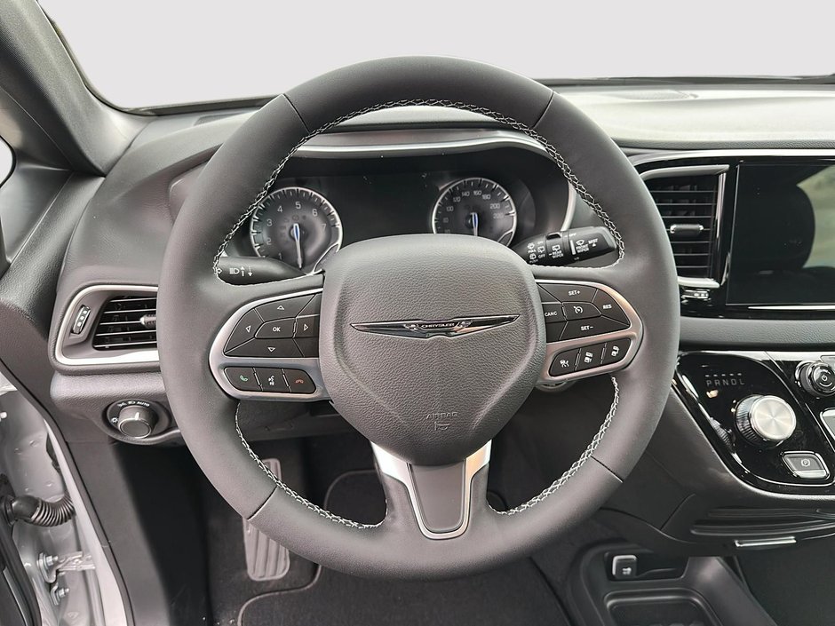 Chrysler Grand Caravan SXT 2026-9