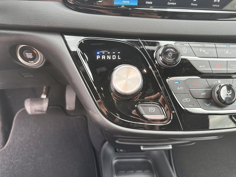2026 Chrysler Grand Caravan SXT-10