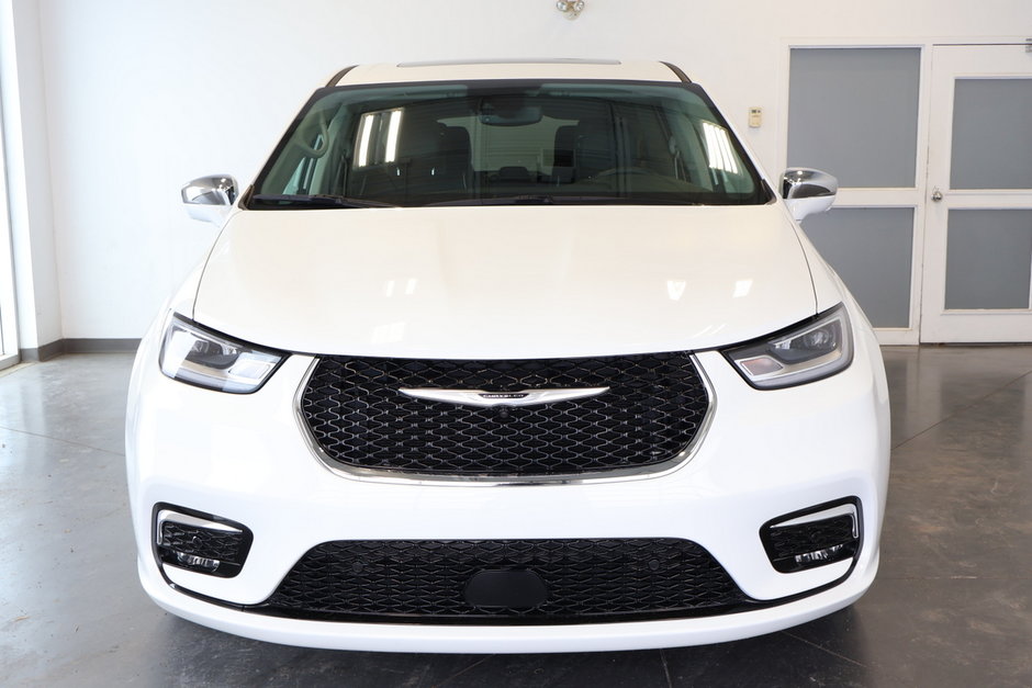 2022 Chrysler Pacifica Hybrid LIMITED Hybrid-Branchable-2