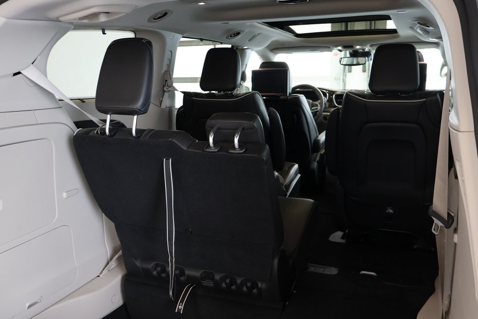 2022 Chrysler Pacifica Hybrid LIMITED Hybrid-Branchable-7