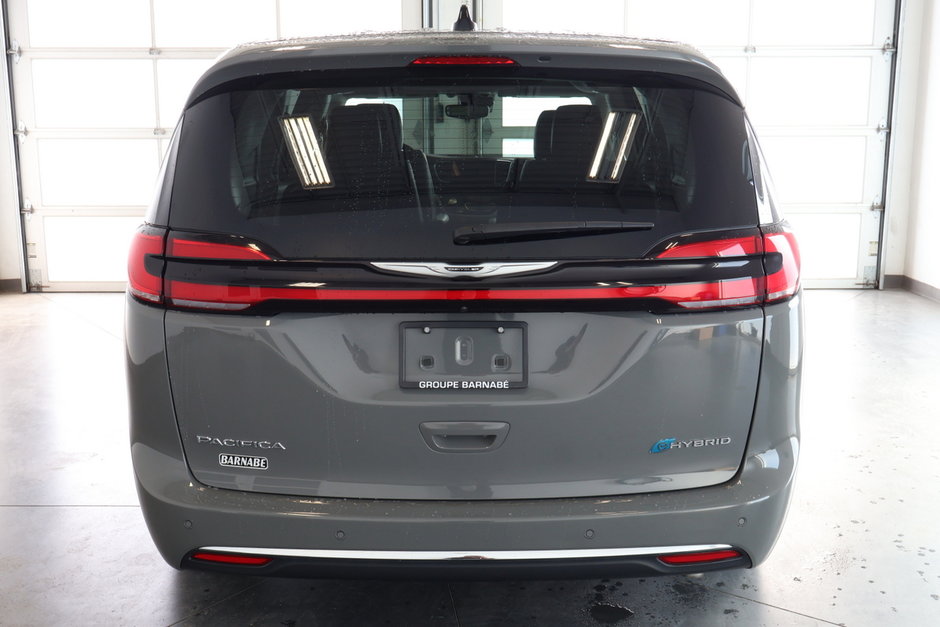 2023 Chrysler Pacifica Hybrid Limited Hybrid Branchable-5