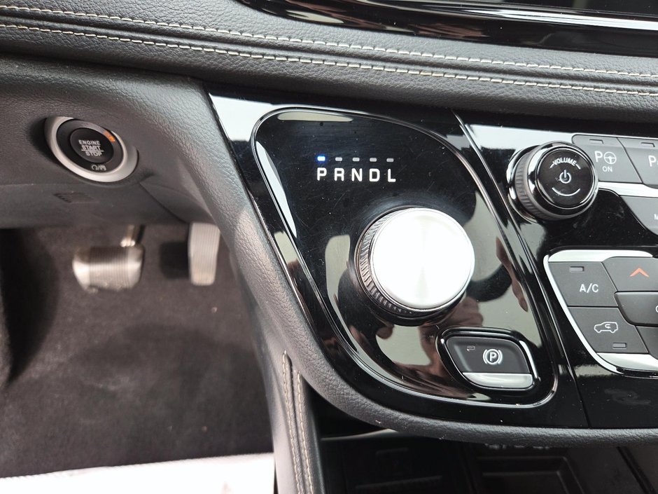 2022 Chrysler Pacifica Limited AWD Apparence S-15