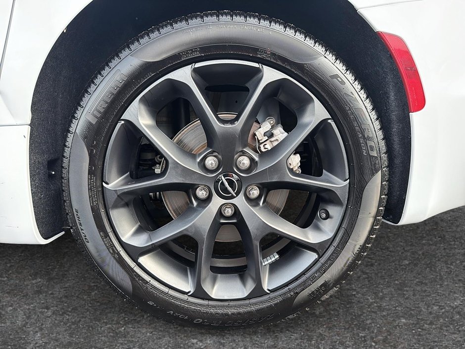 Chrysler Pacifica Touring-L Apparence S 2024-6