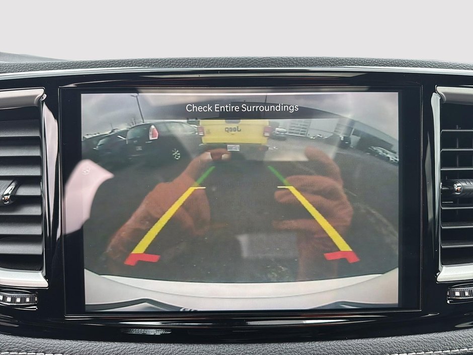 Chrysler Pacifica Touring-L Apparence S 2024-16