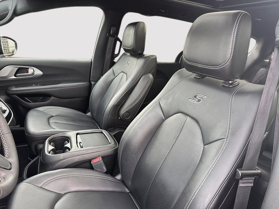 Chrysler Pacifica Touring-L Apparence S 2024-8