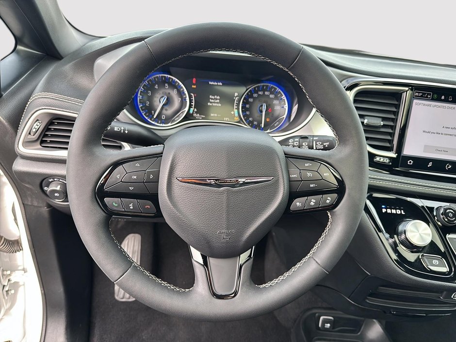 Chrysler Pacifica Touring-L Apparence S 2024-11