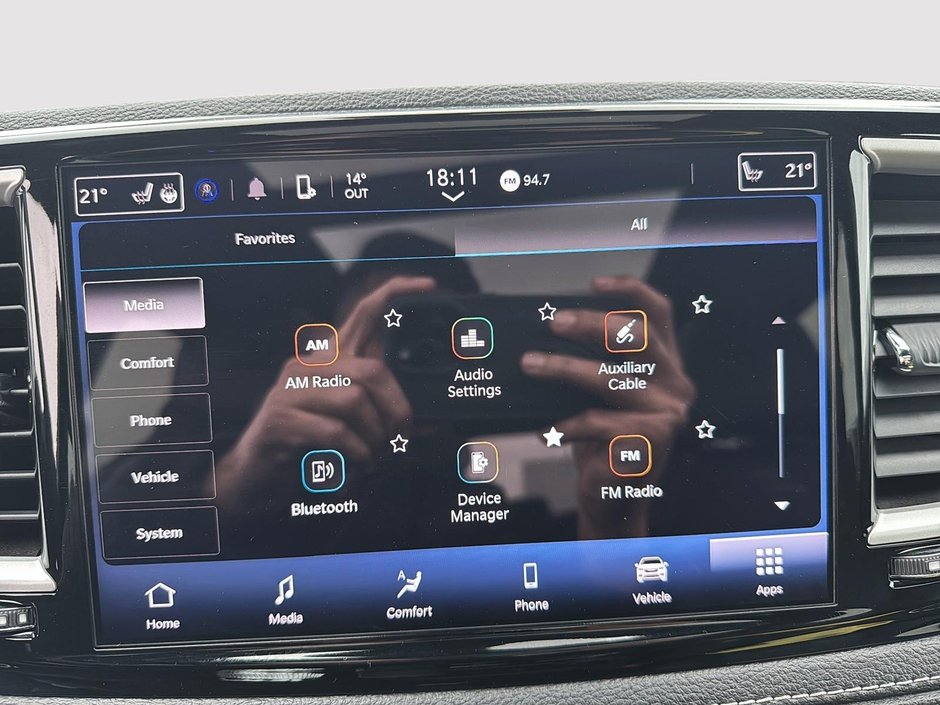 2024 Chrysler Pacifica Touring-L Apparence S-17