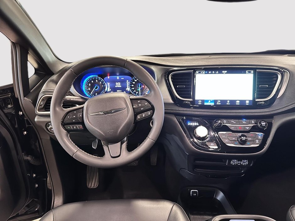 2024 Chrysler Pacifica Touring-L Apparence S-9