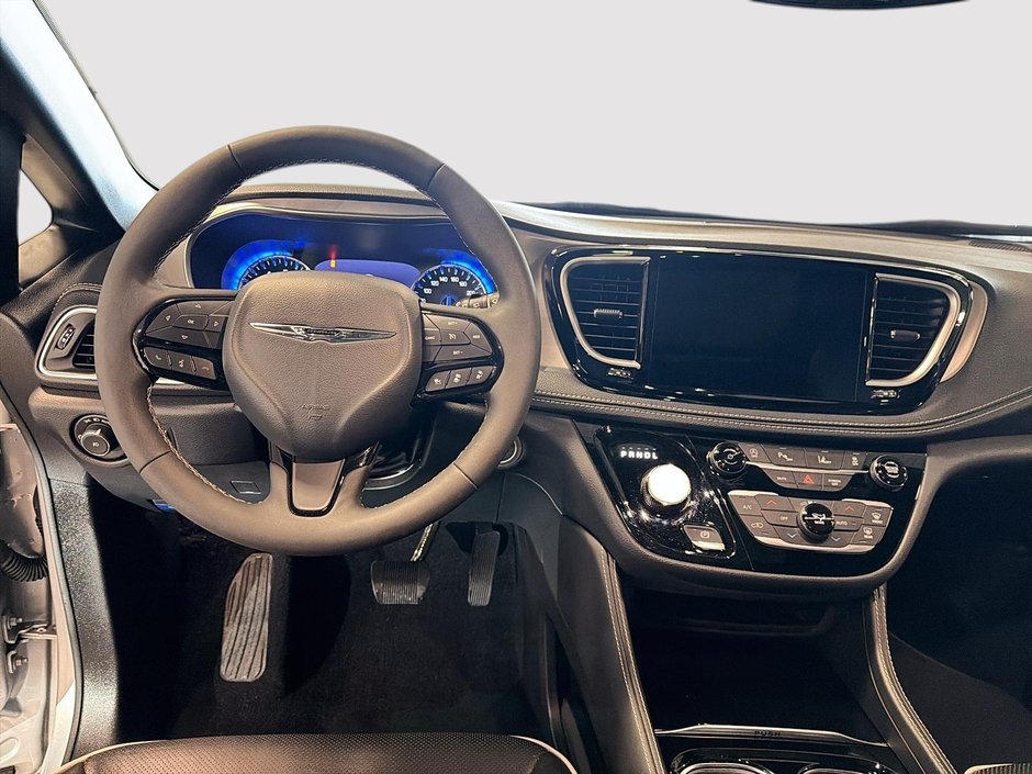 2024 Chrysler Pacifica Limited S Apparence-9
