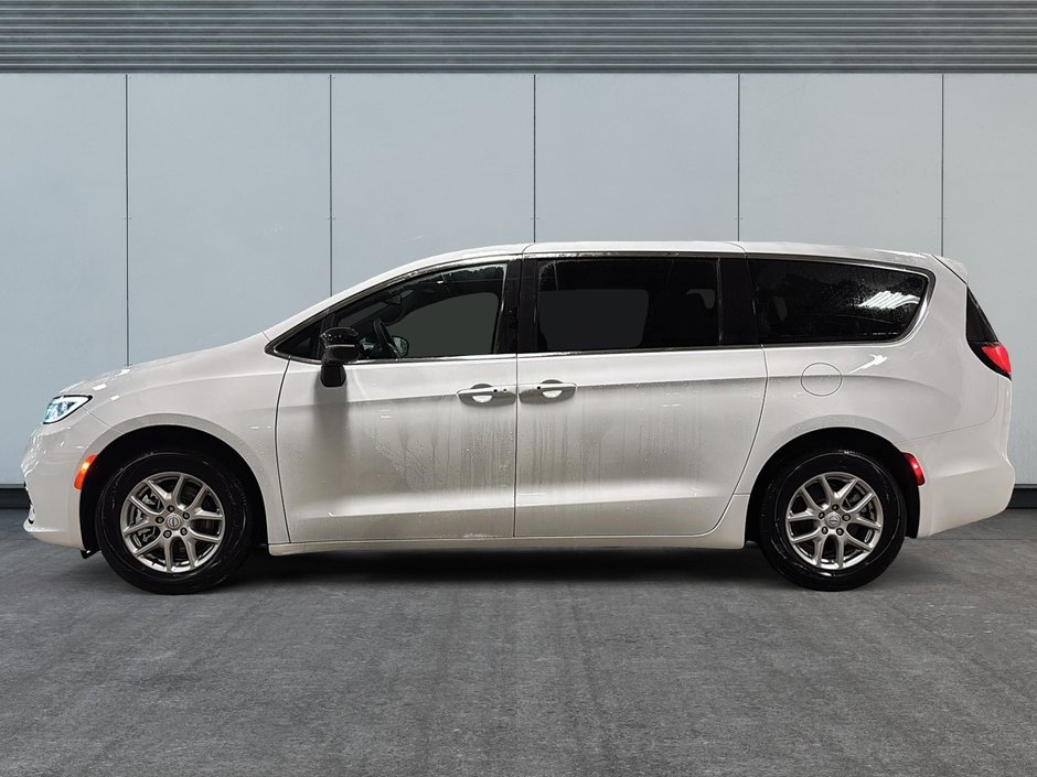 2026 Chrysler Pacifica SELECT-4