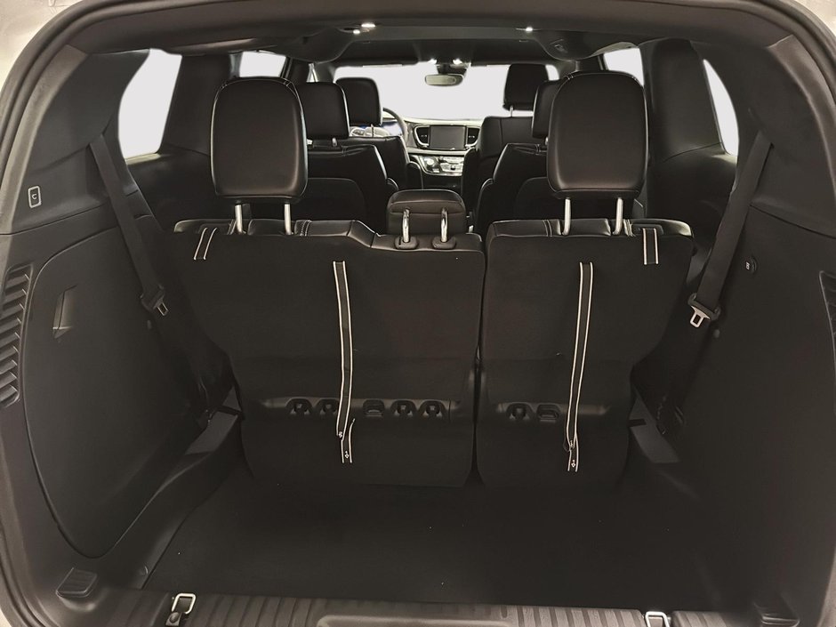 2026 Chrysler Pacifica SELECT-5