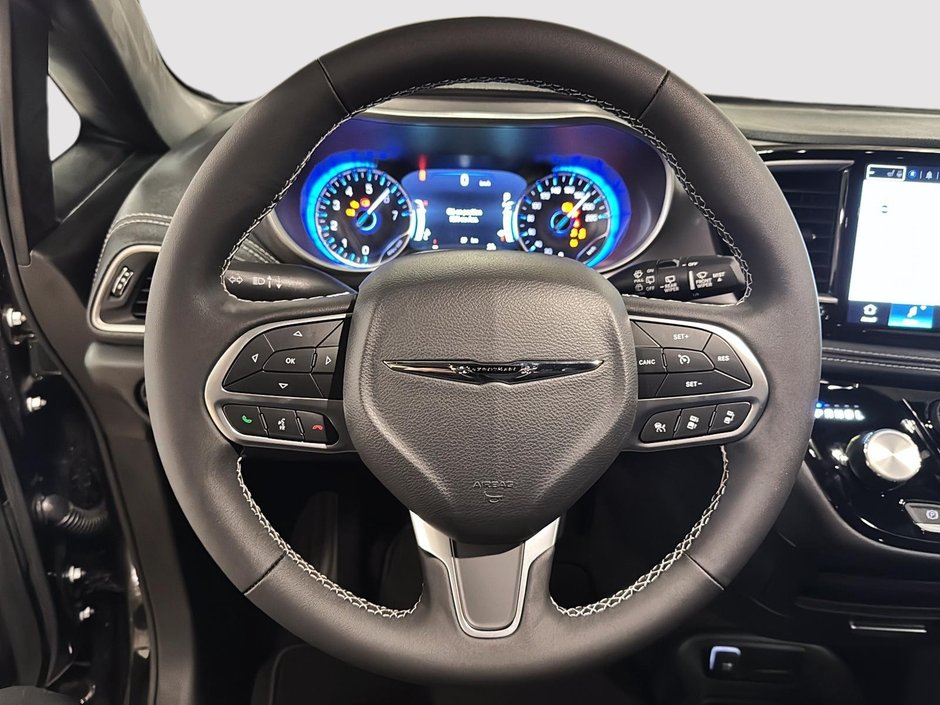 Chrysler Pacifica SELECT AWD 2026-11