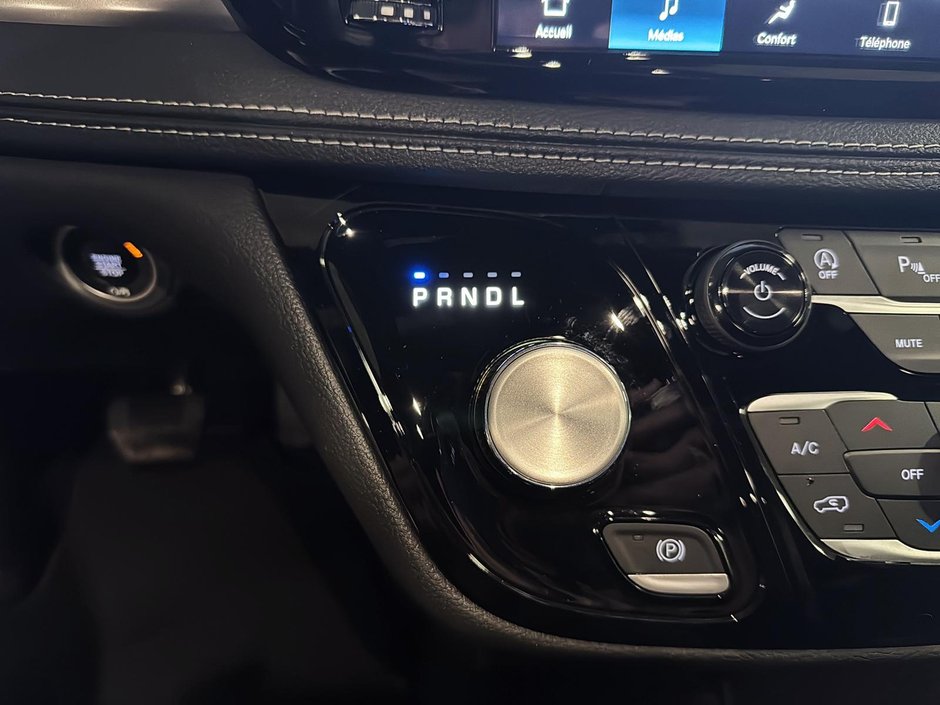 Chrysler Pacifica SELECT AWD 2026-14