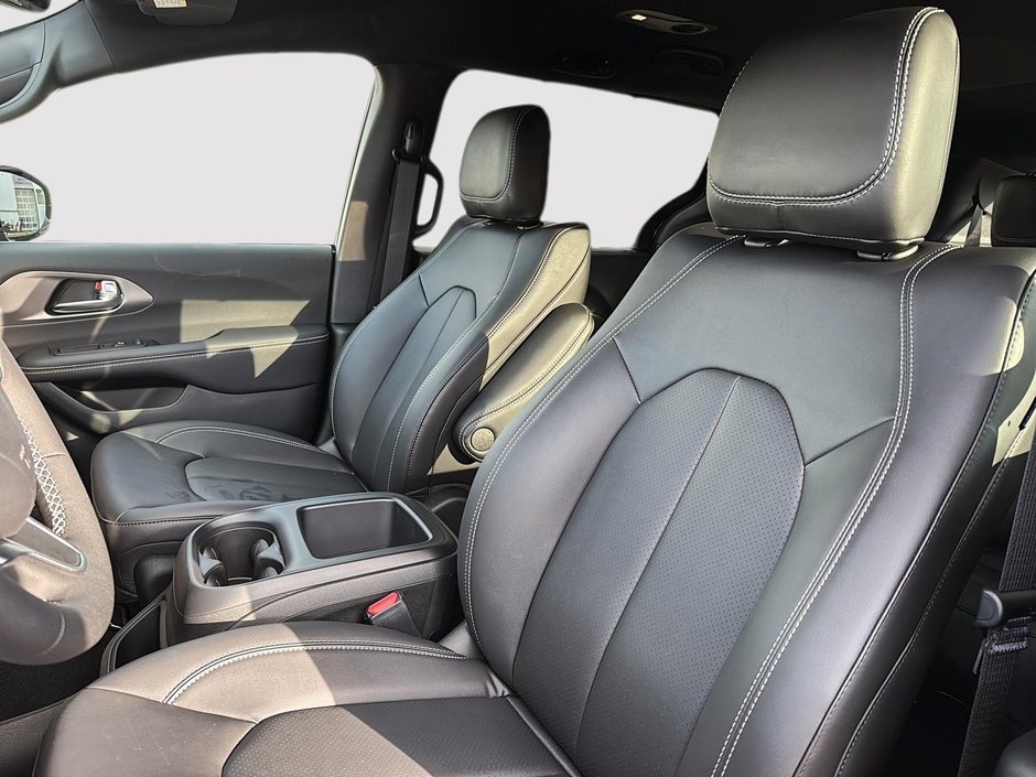 Chrysler Pacifica SELECT 2026-8