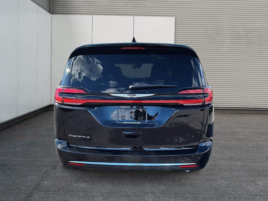 2026 Chrysler Pacifica SELECT-2
