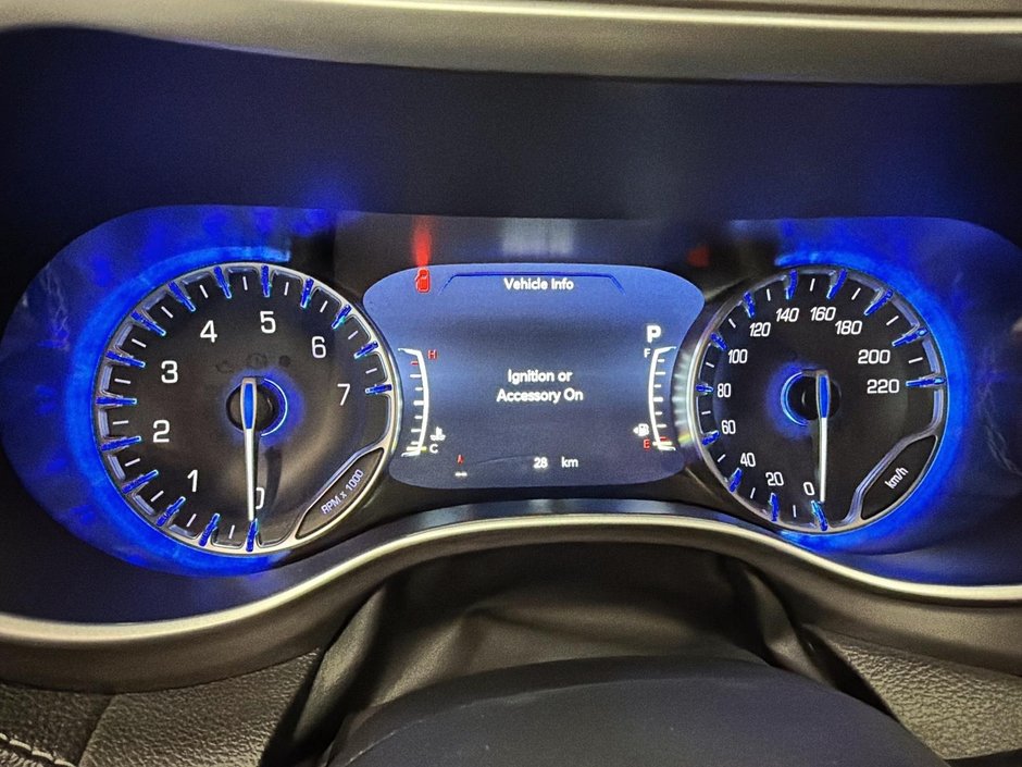 Chrysler Pacifica SELECT 2027-12