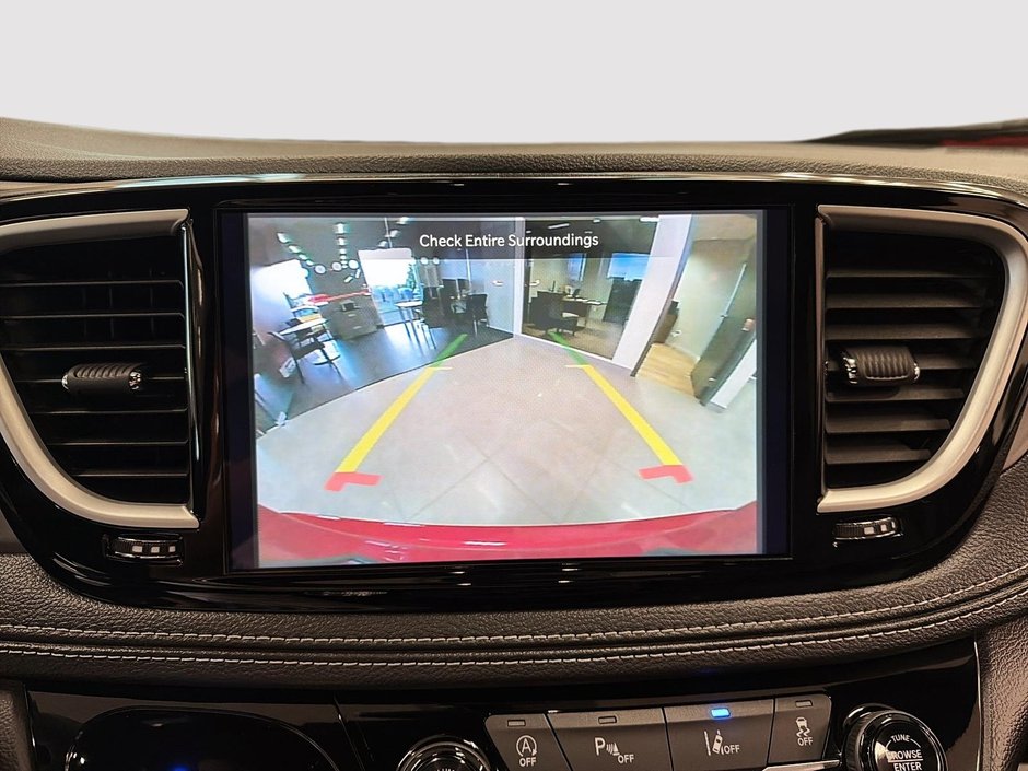 Chrysler Pacifica SELECT 2027-15