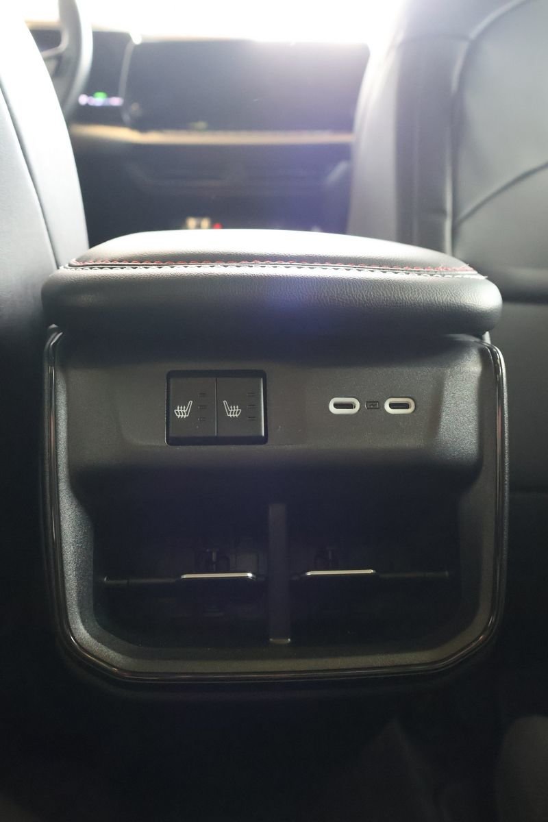 Dodge CHARGER BEV R/T 2025-19