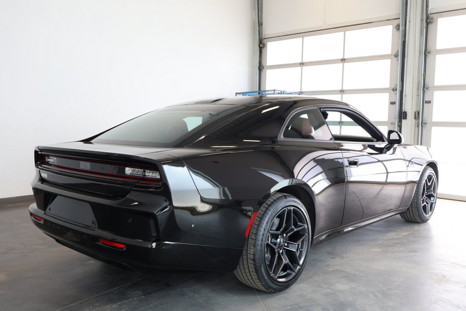 2025 Dodge CHARGER BEV R/T-6