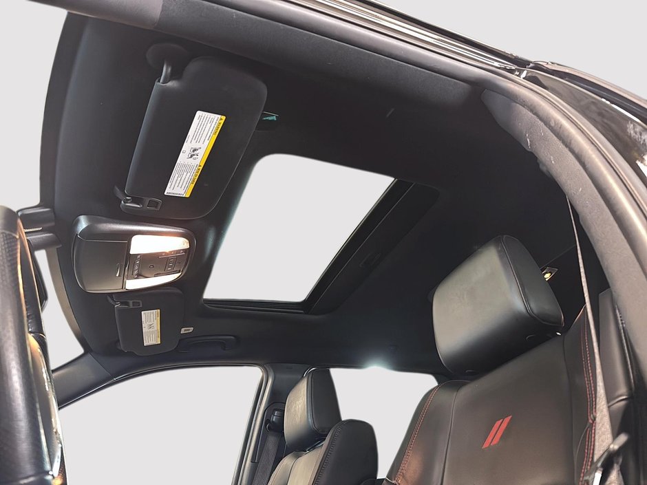 2024 Dodge Durango R/T AWD // BLACKTOP-15