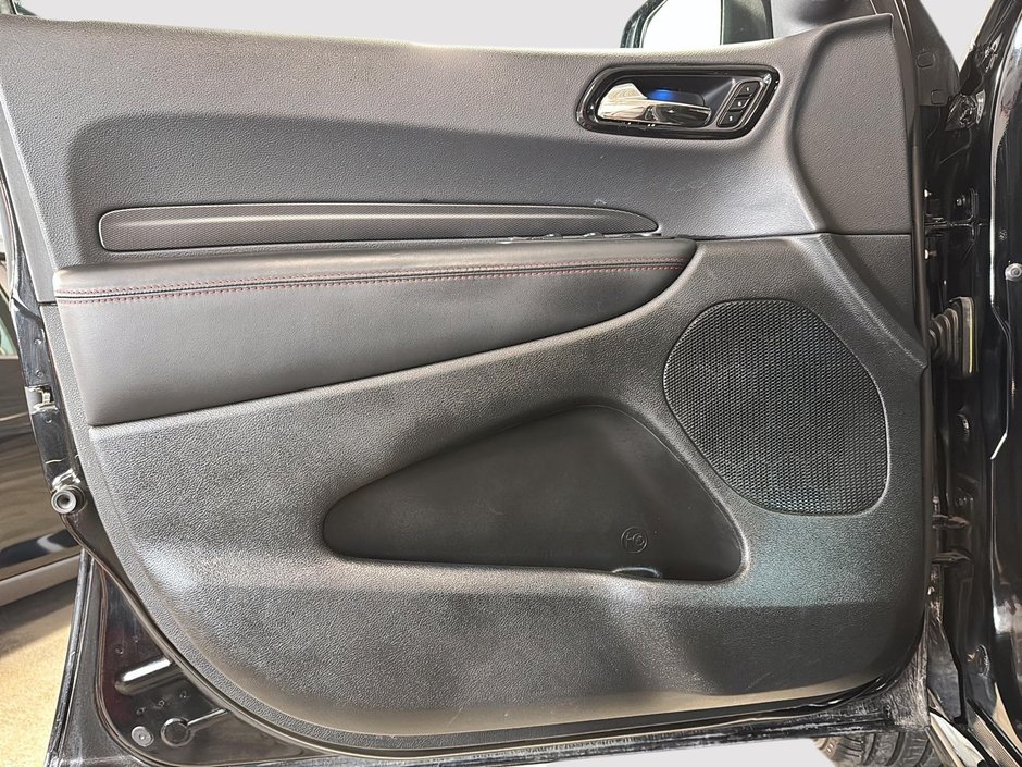 2024 Dodge Durango R/T AWD // BLACKTOP-10