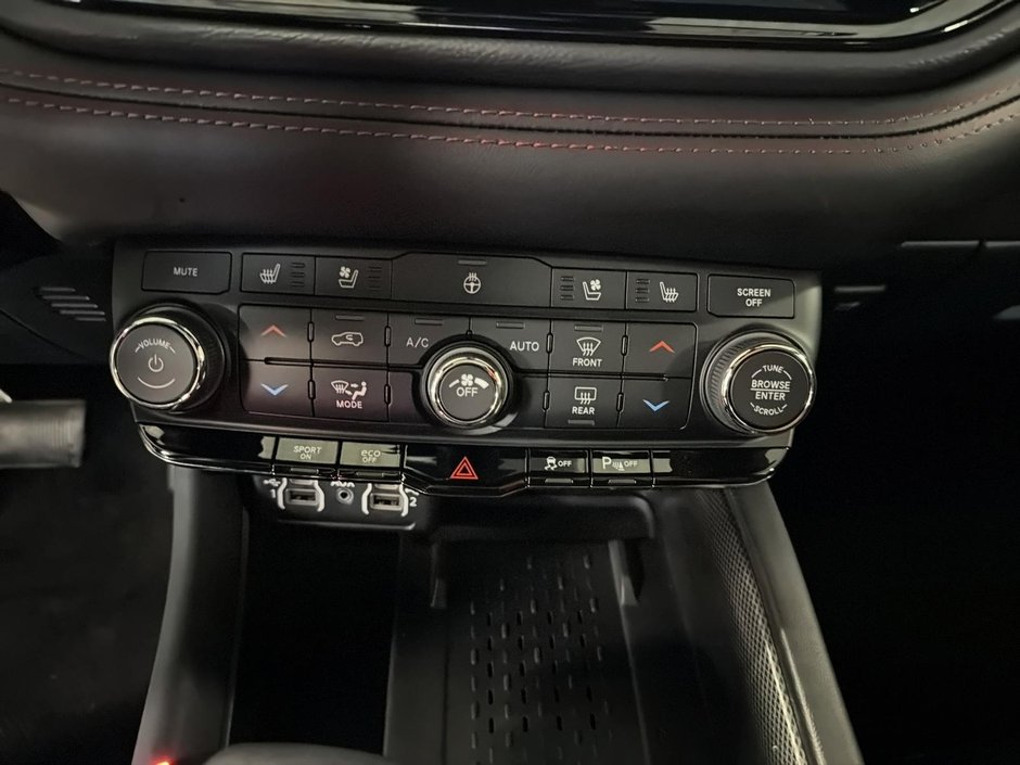 Dodge Durango R/T AWD | ENSEMBLE BLACKTOP | 2025-13