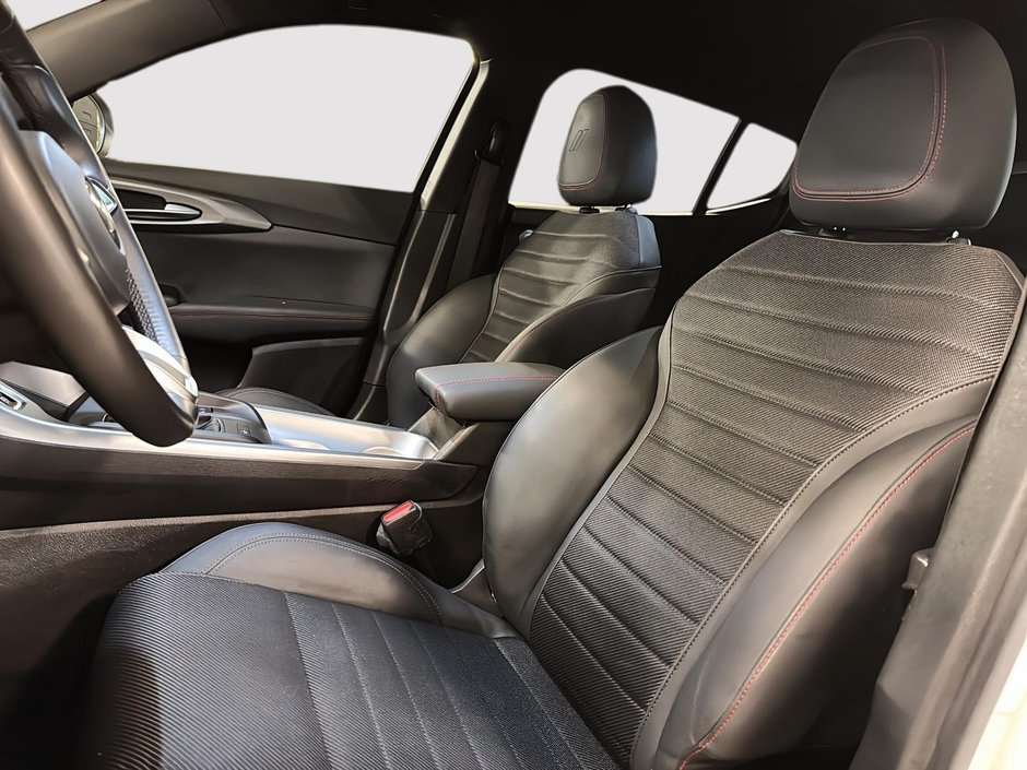 2023 Dodge Hornet GT-8