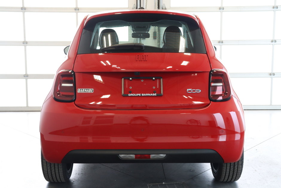 2024 Fiat 500e RED-5