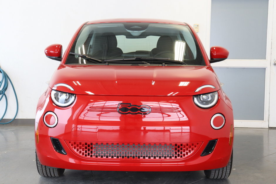 2024 Fiat 500e RED-2