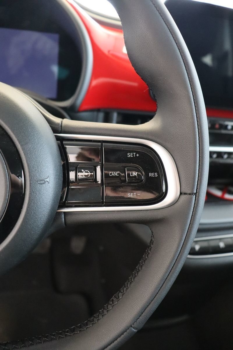 2024 Fiat 500e RED-12