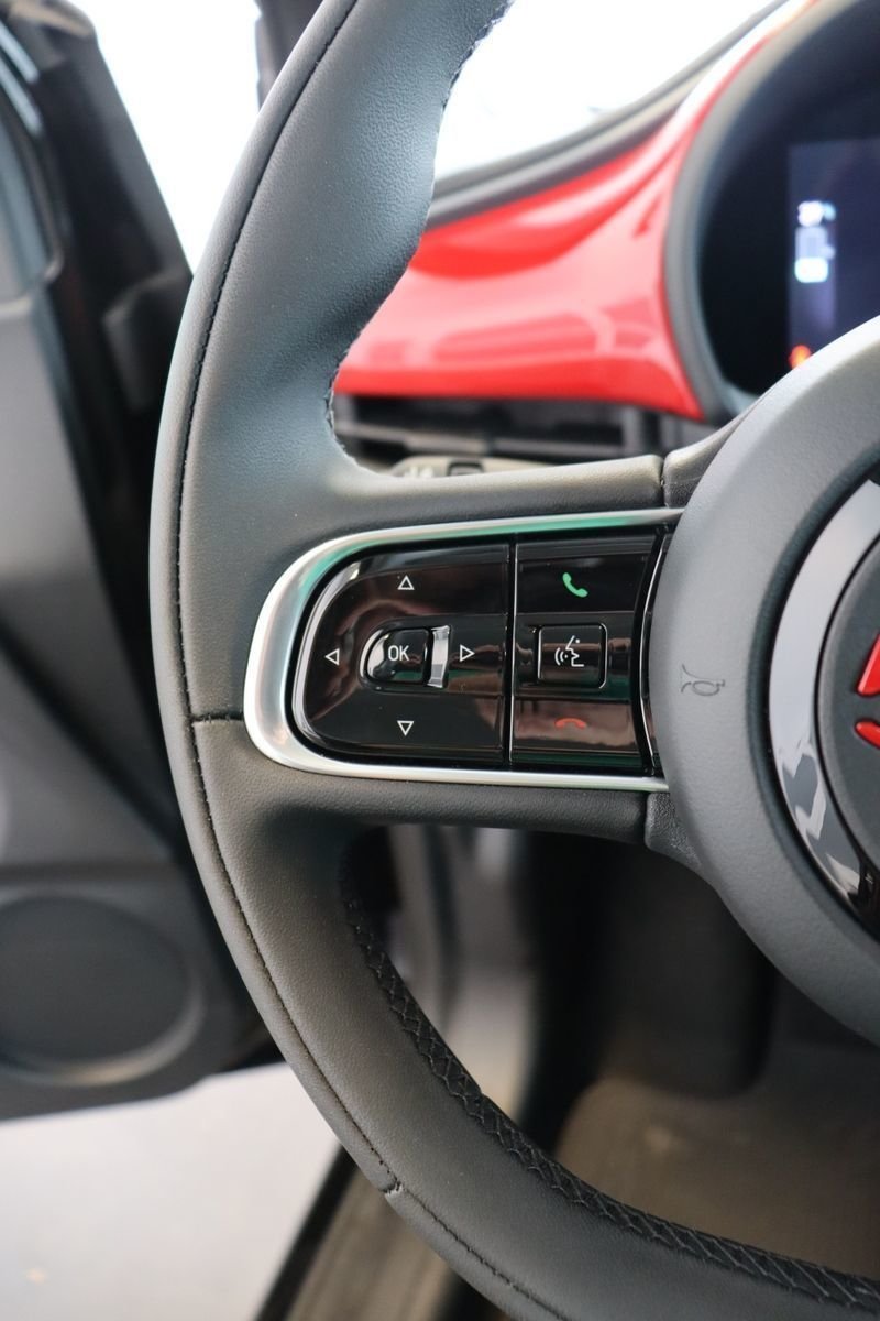 2024 Fiat 500e RED-11