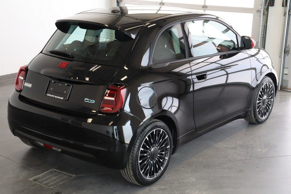 2024 Fiat 500e RED-4