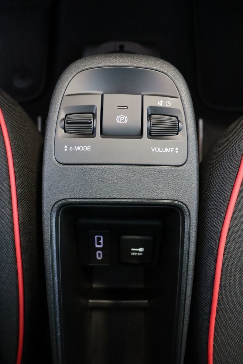 2024 Fiat 500e RED-20