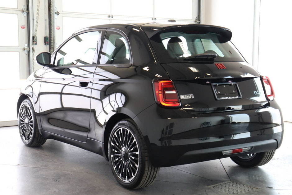 2024 Fiat 500e RED-6
