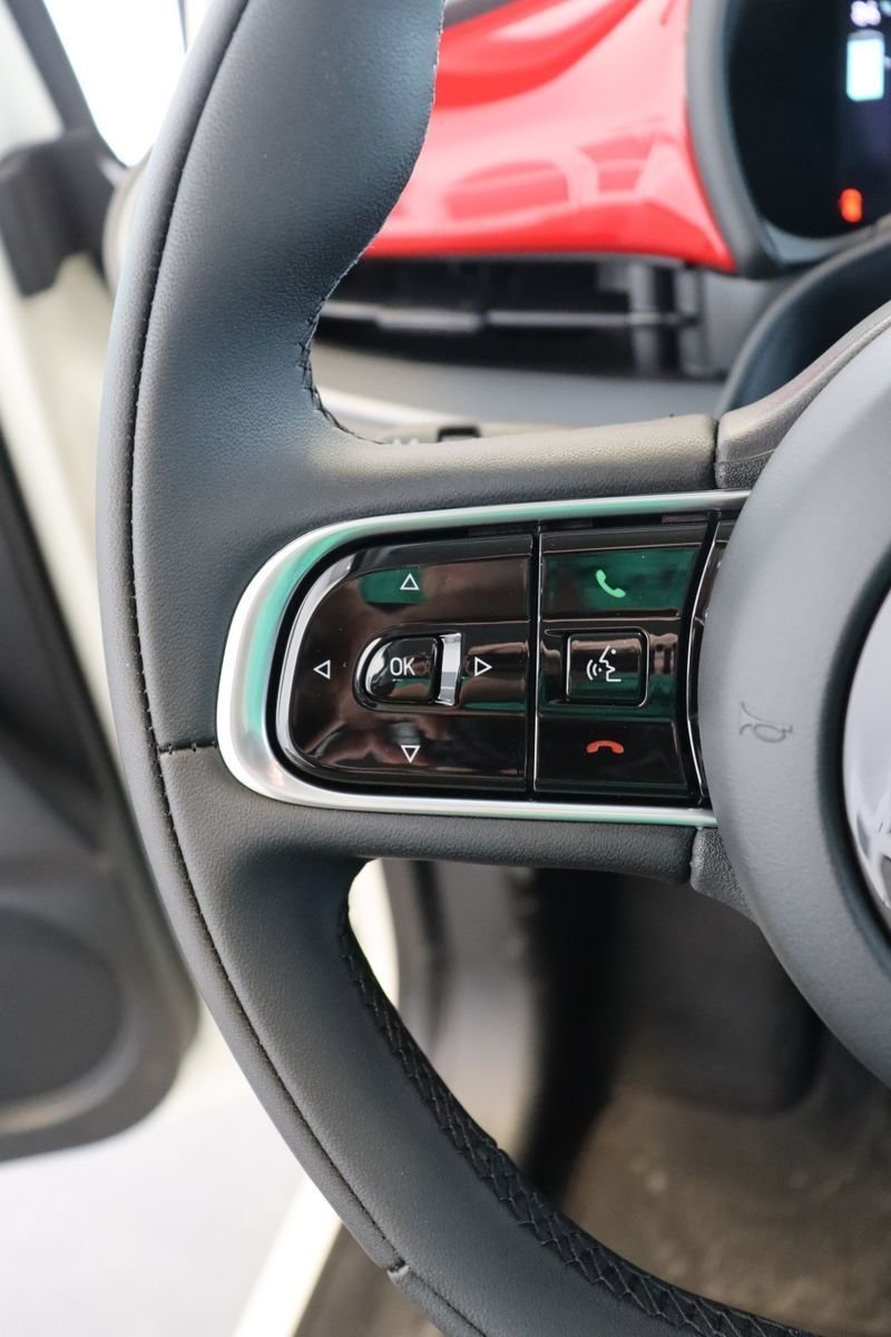 2024 Fiat 500e RED-10