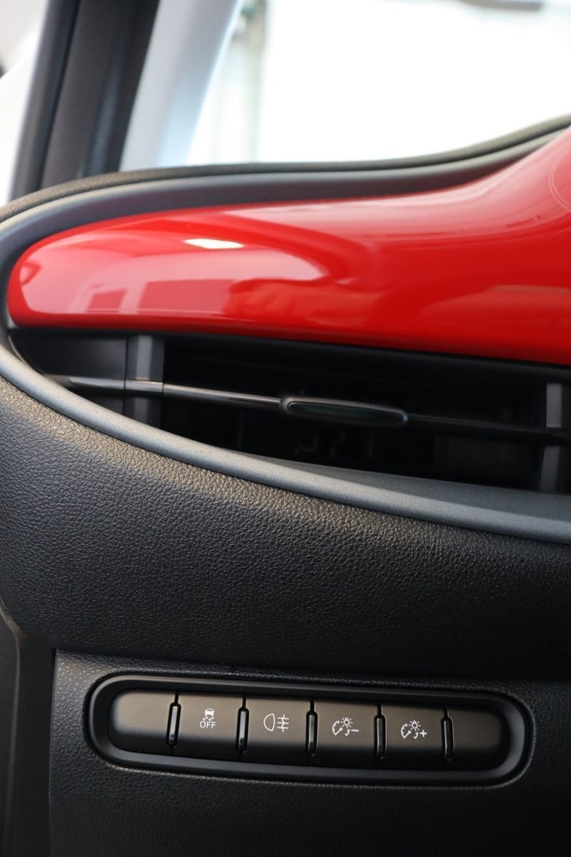 2024 Fiat 500e RED-20