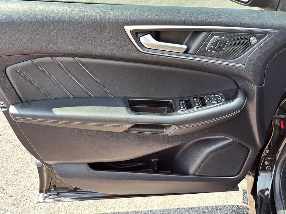 Ford Edge ST 2019-10