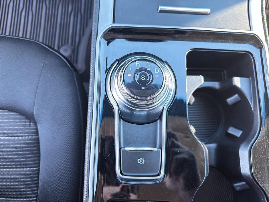 Ford Edge SEL 2019-14