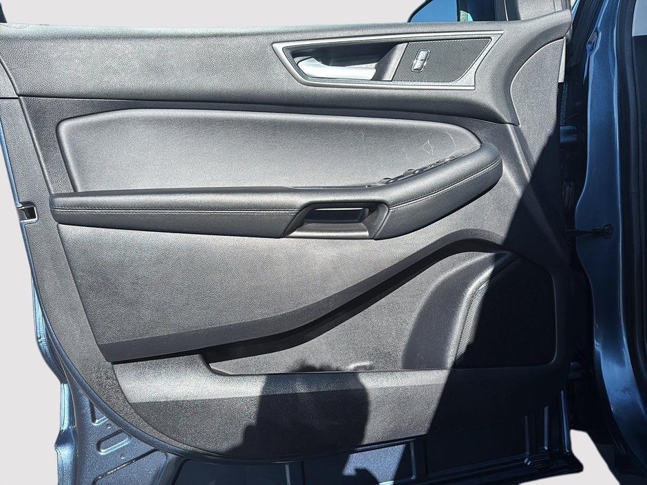 Ford Edge SEL 2019-10