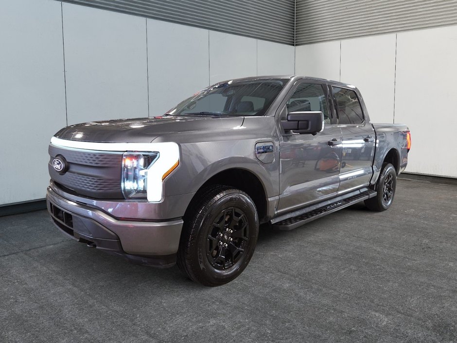 Ford F-150 Lightning XLT SuperCrew 4x4 Navigation 2025 à St-Jean-Sur-Richelieu, Québec