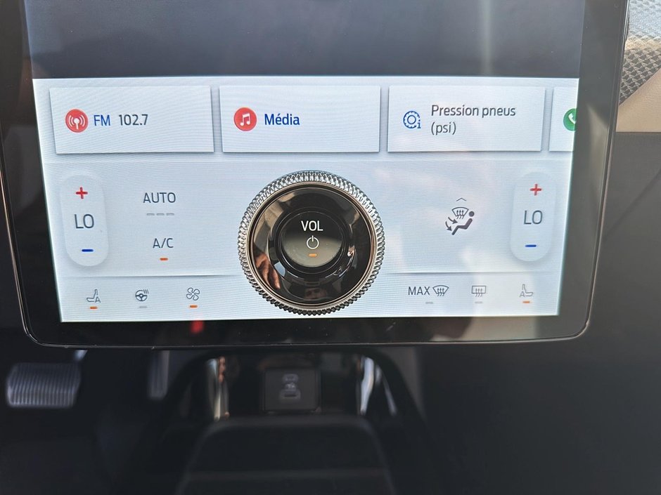 2022 Ford Mustang Mach-E PREMIUM TOIT-PANORAMIQUE-13