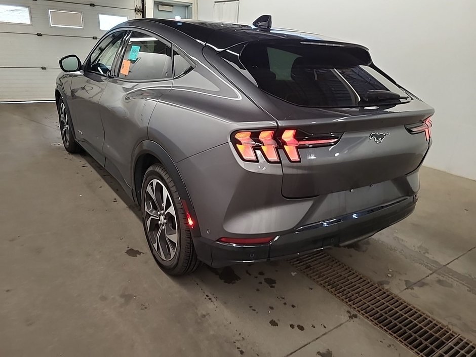Ford Mustang Mach-E PREMIUM AWD 2023-2